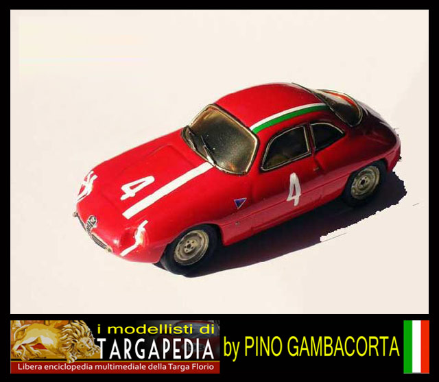4 Alfa Romeo Giulietta SZ - P.Moulage 1.43 (1).jpg